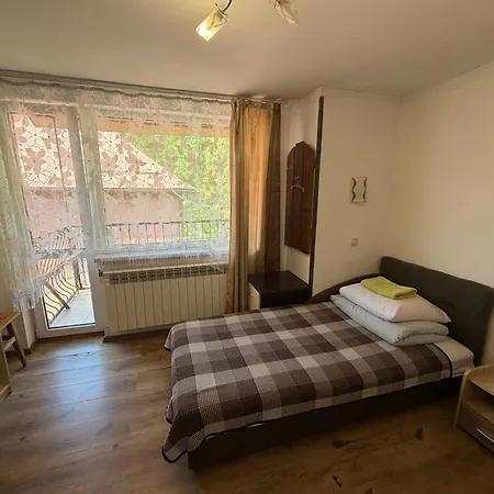 Zatishok Guest house